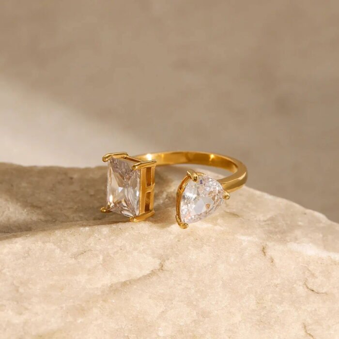 Gold Teardrop Adjustable Ring
