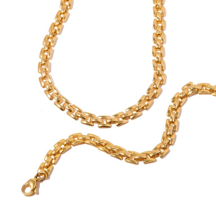 gold chain necklace