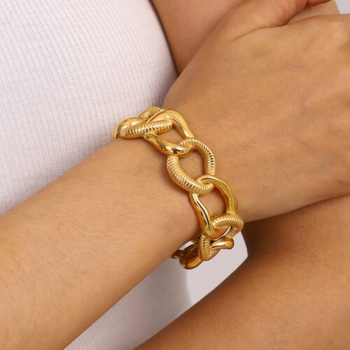 chunky bangle bracelet