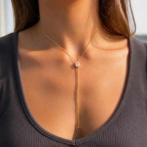 Long gold lariat necklace with square zircon – Vela Necklace