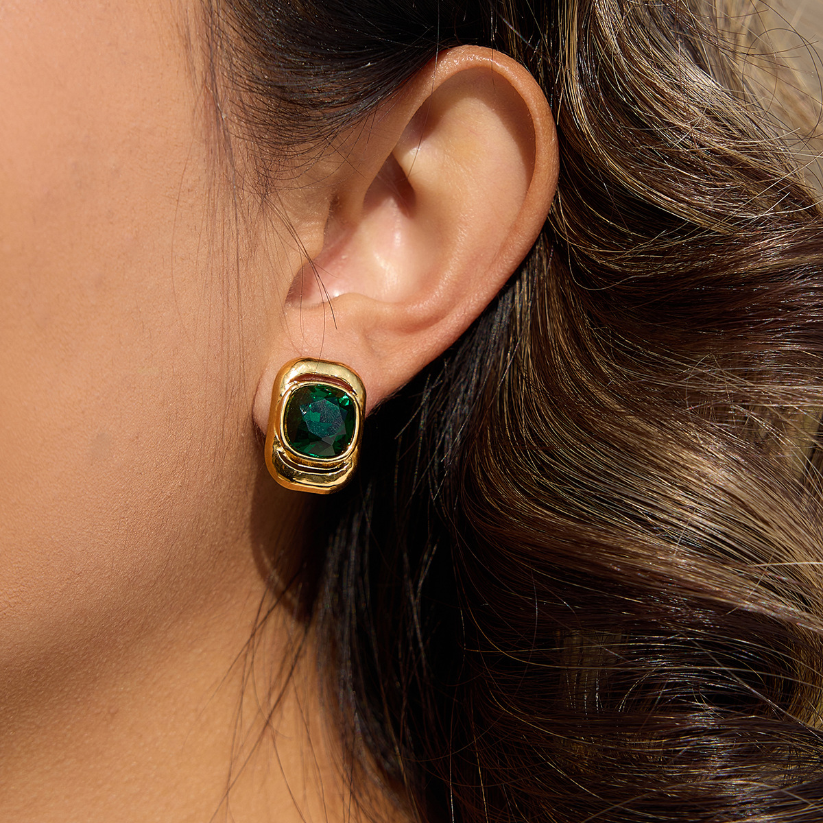 Mara green CZ earrings in 18K gold
