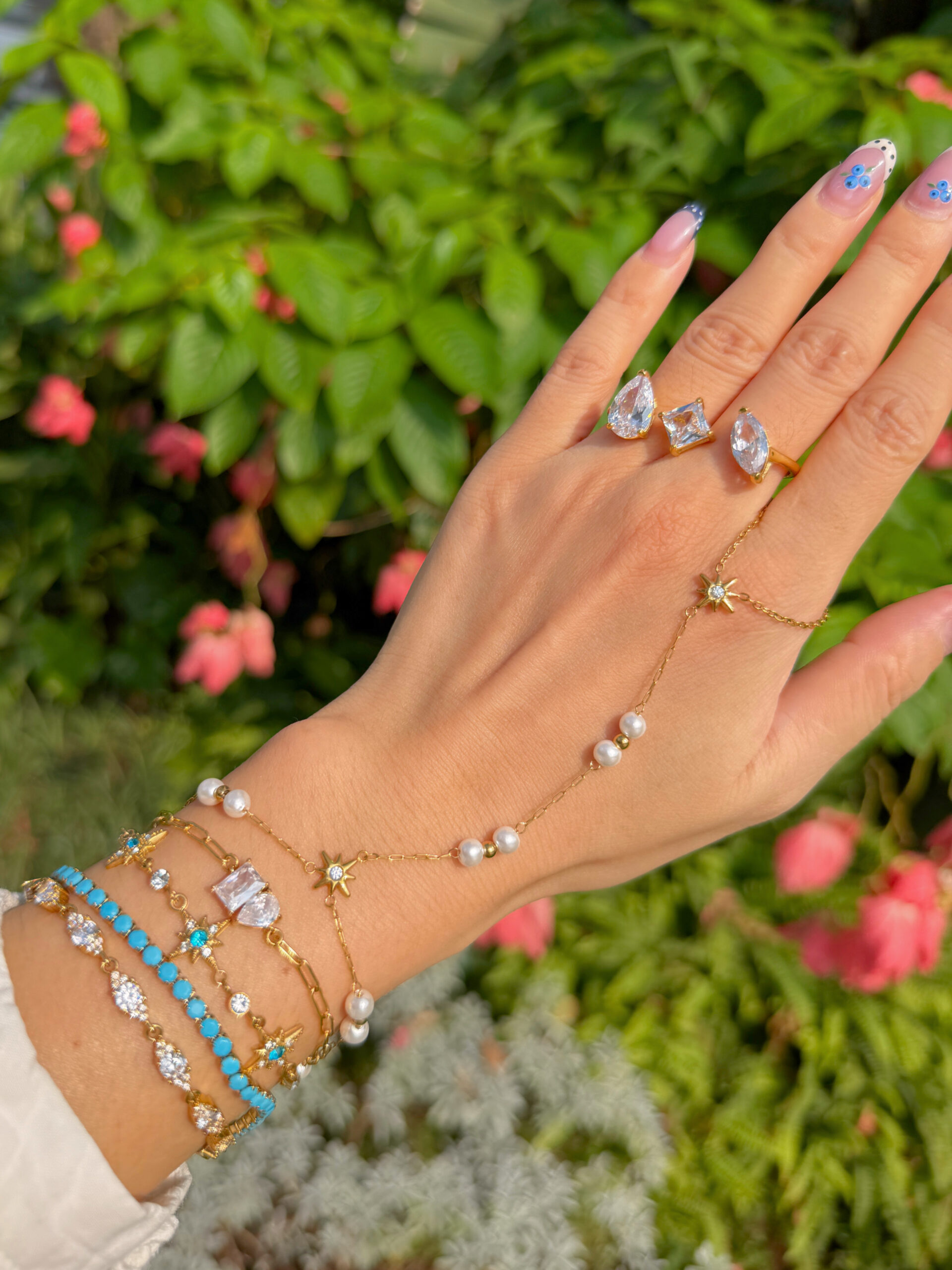 Nila Bracelet | Blue Tennis Bracelet in 18K Gold